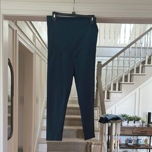 Kindred Bravely Maternity Cropped Leggings